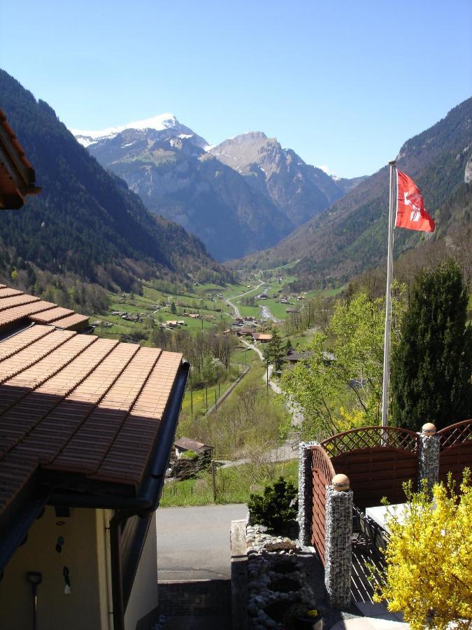 Ferienwohnung Stalden Lutschental Екстер'єр фото